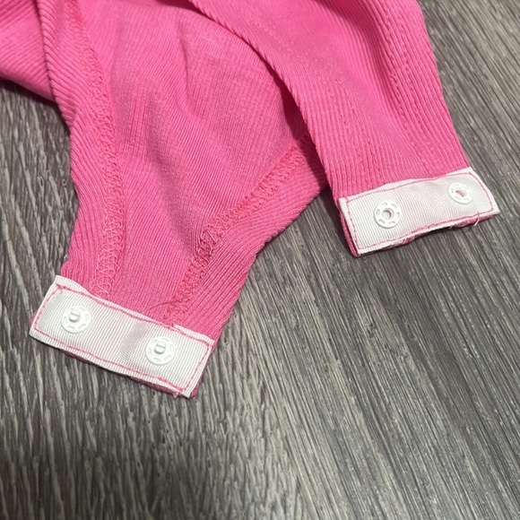 NWT Grace & Emma Love On Top Bodysuit in Hot Pink with Ruffle Sleeves - Picture 10 of 16